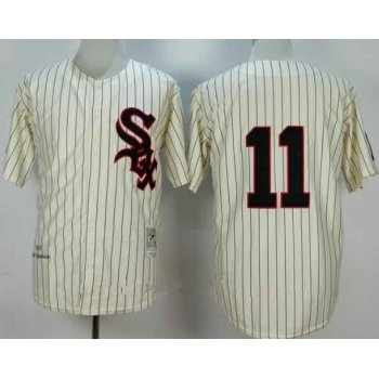 Men's Chicago White Sox #11 Luis Aparicio 1959 Cream Mitchell & Ness Throwback Jersey